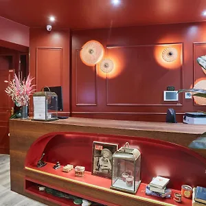 Lux Picpus 3*, Paris França