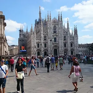https://flat-in-duomo.it-lombardy.com